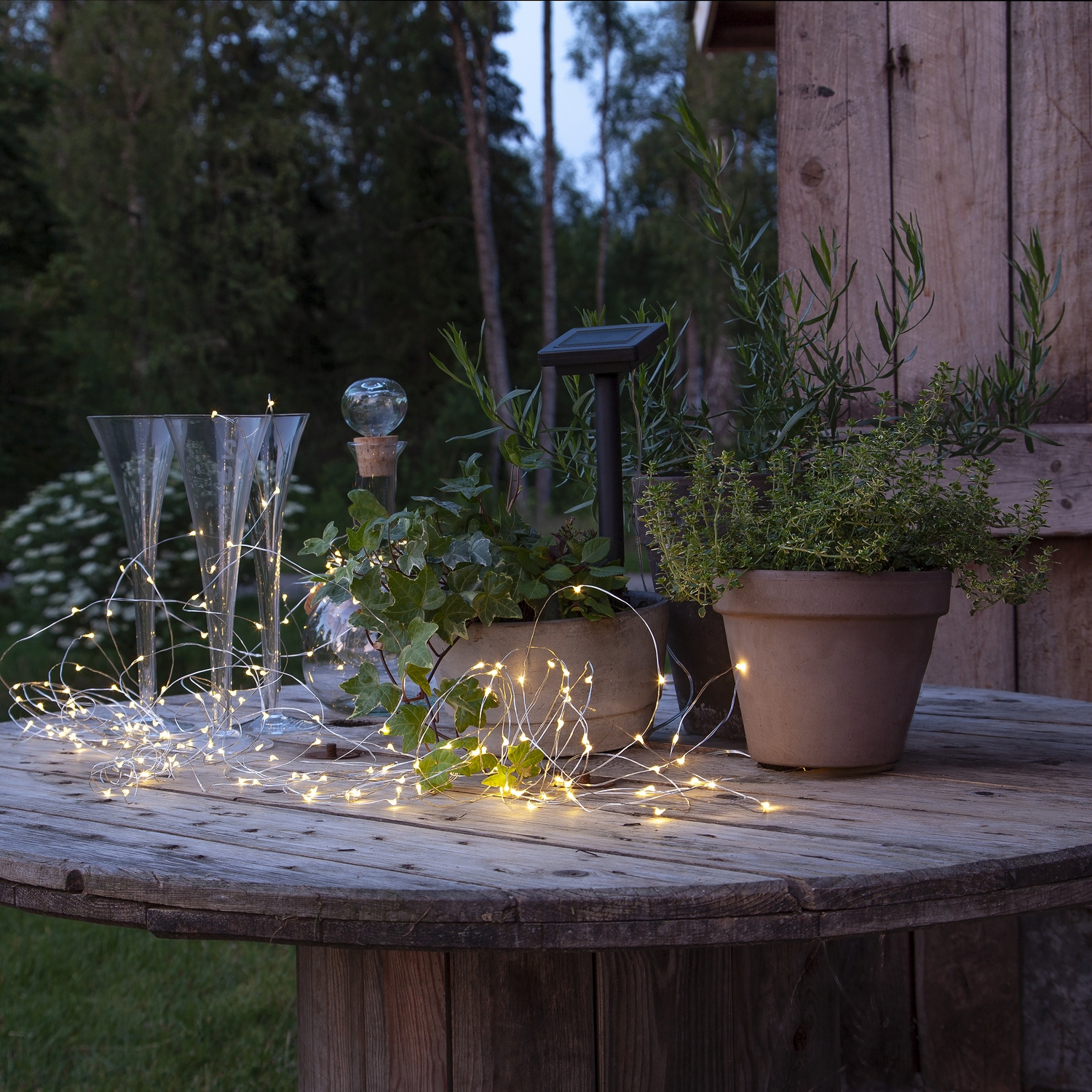 Solcells-ljusslinga Star Trading Dew Drop 200L