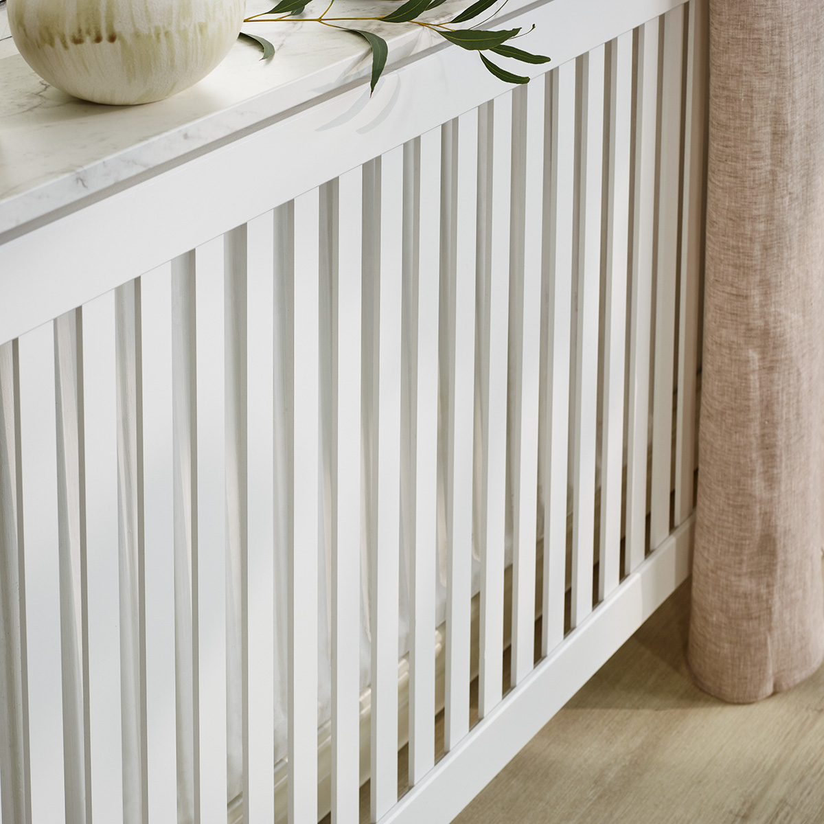 Elementskydd Elsa vit 1250x700 mm B: 1250 mm