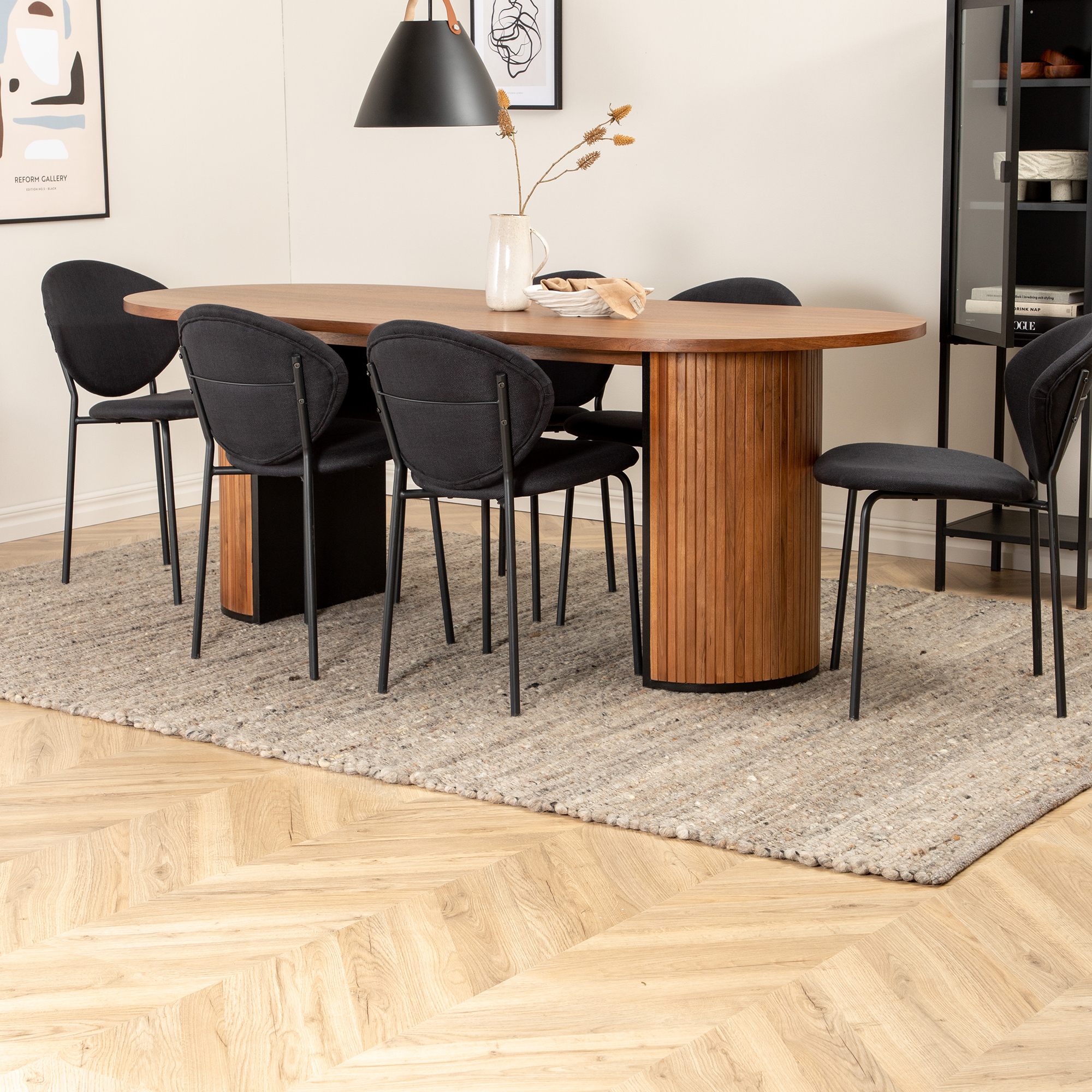 Matgrupp Venture Home Bianca med 6 Valor Stolar