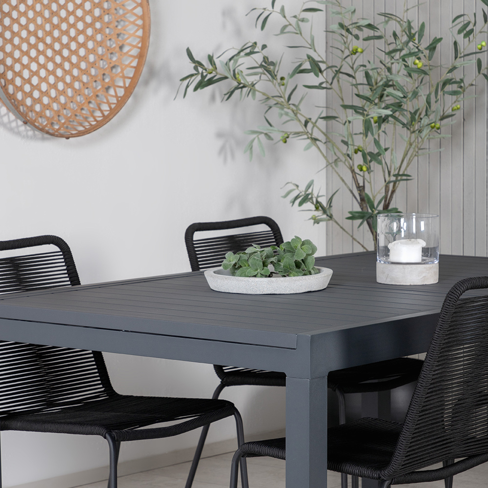Matgrupp Venture Home Marbella med 4 Levi Stolar