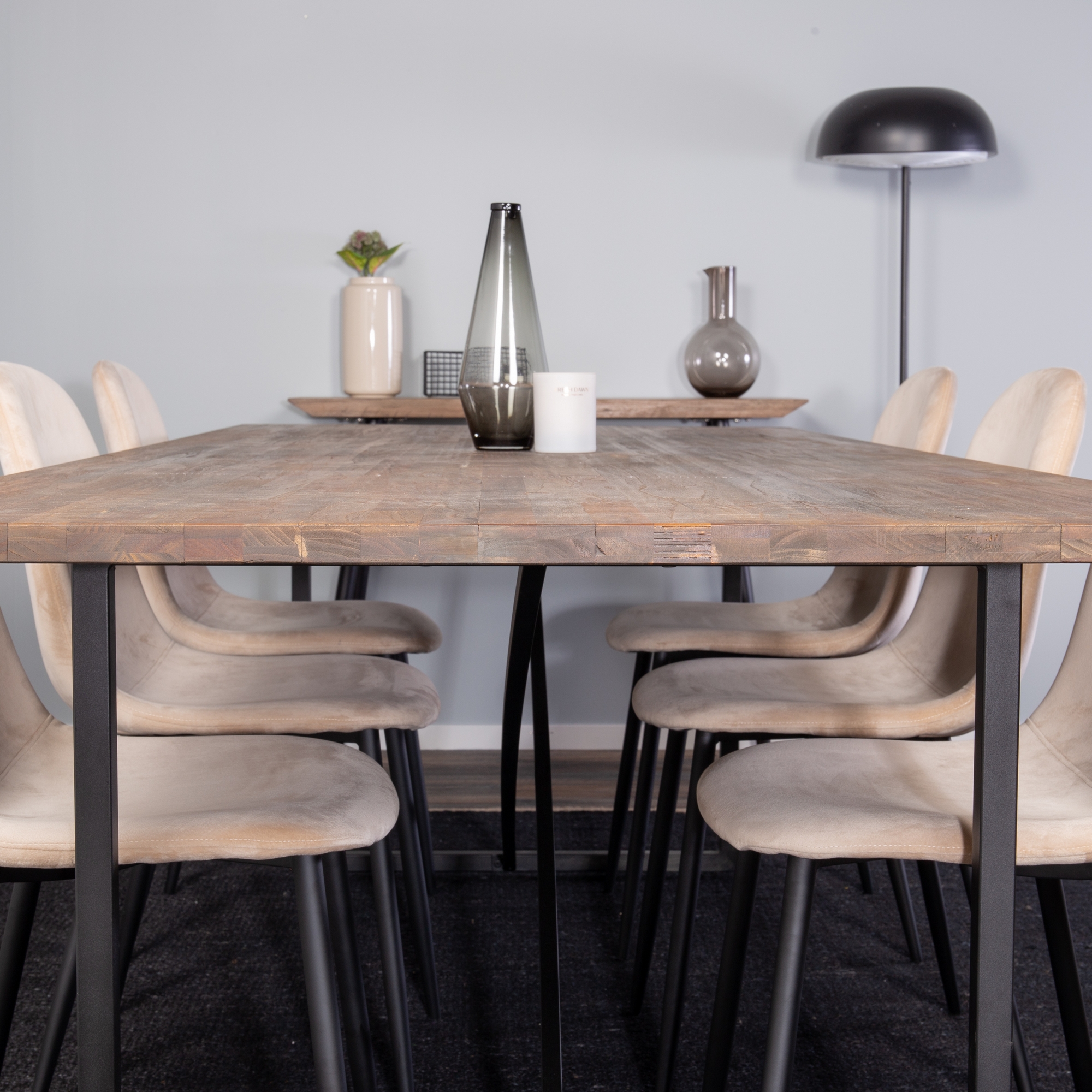 Matgrupp Venture Home Peo med 6 Pobbie Stolar Sammet