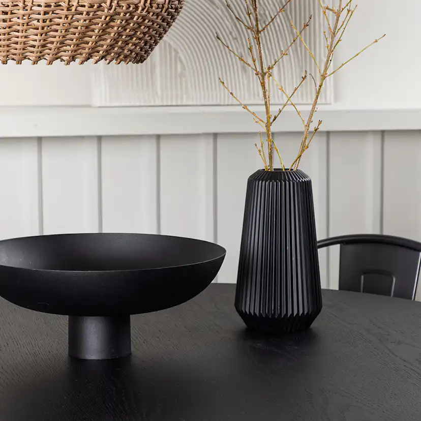 Bootcut Round Dining Table - Black / Black Fanéer +Tempe Din Svart/Valnöt