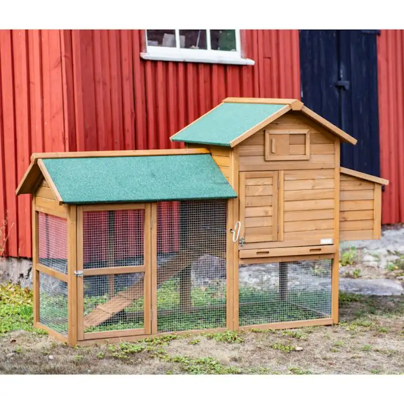 Hönshus Kellfri Gullan med Utegård