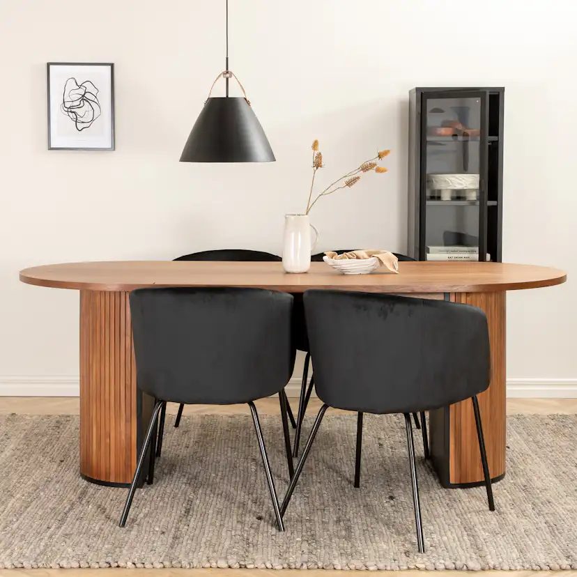 Matgrupp Venture Home Bianca Valnöt med 4 Bergen Stolar