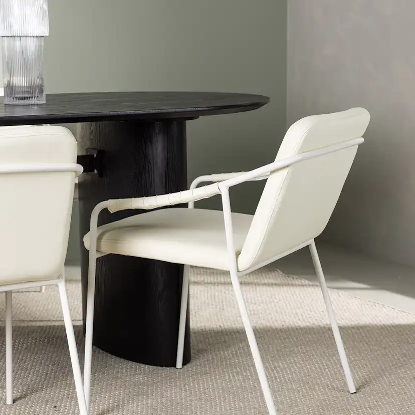 Matgrupp Venture Home Isolde med 4 st Tvist stolar