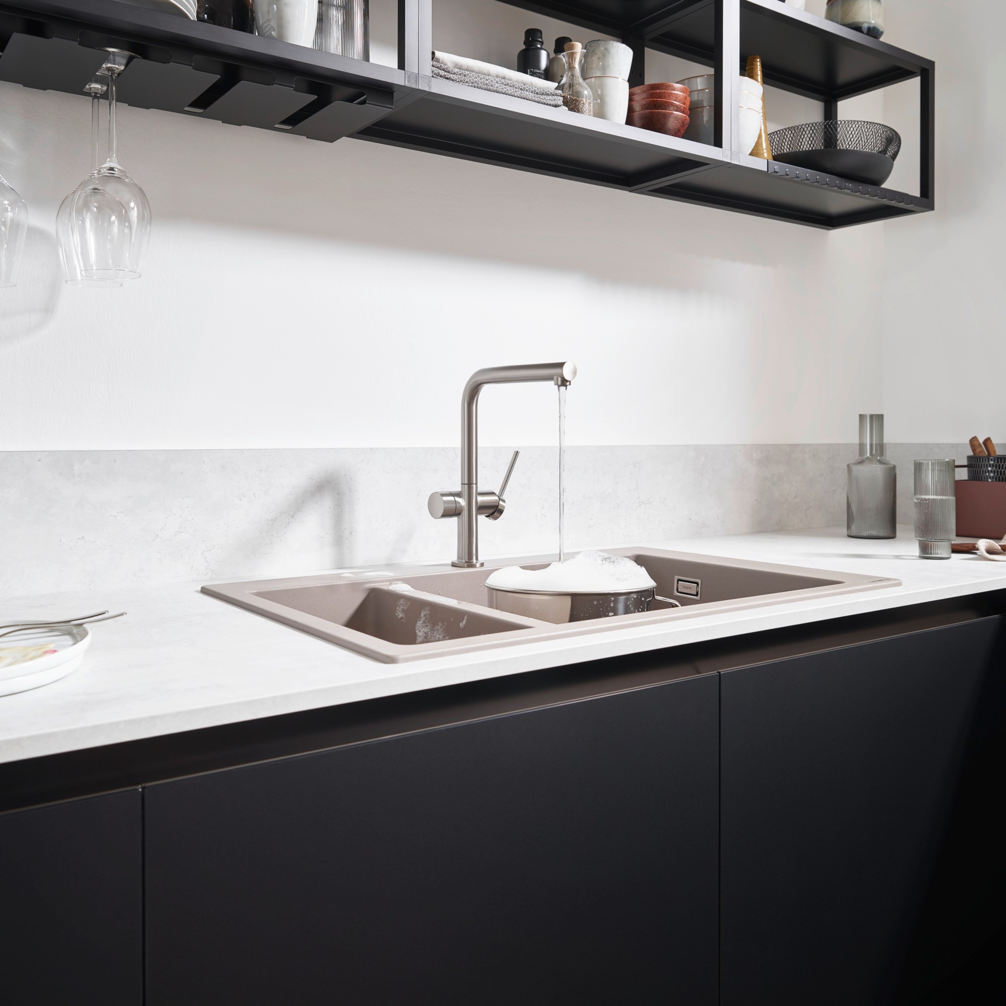 Köksblandare Hansgrohe Talis M54 med L-pip