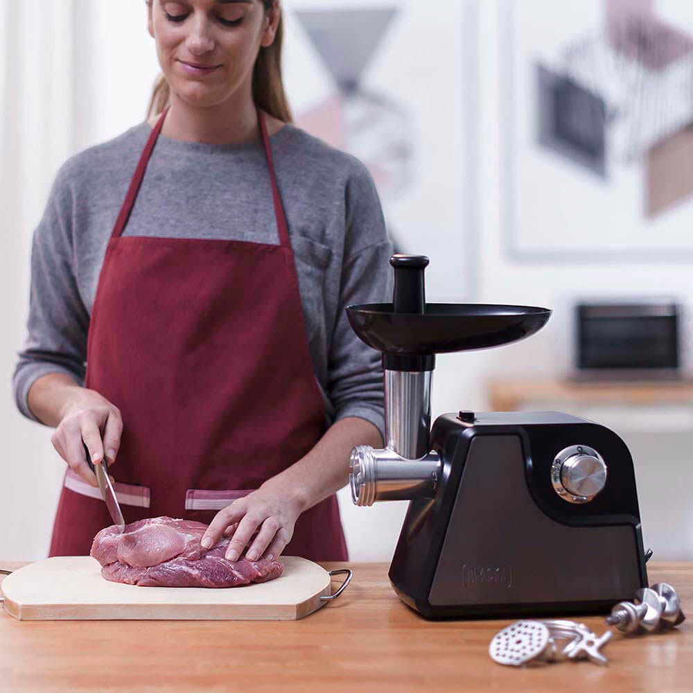 Köttkvarn Black+Decker 1000W Inkl Kit för Tomatsås 41 x 14 x 35 cm