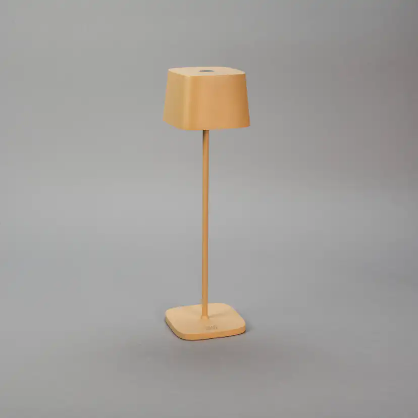 Bordslampa Gnosjö Konstsmide Capri USB
