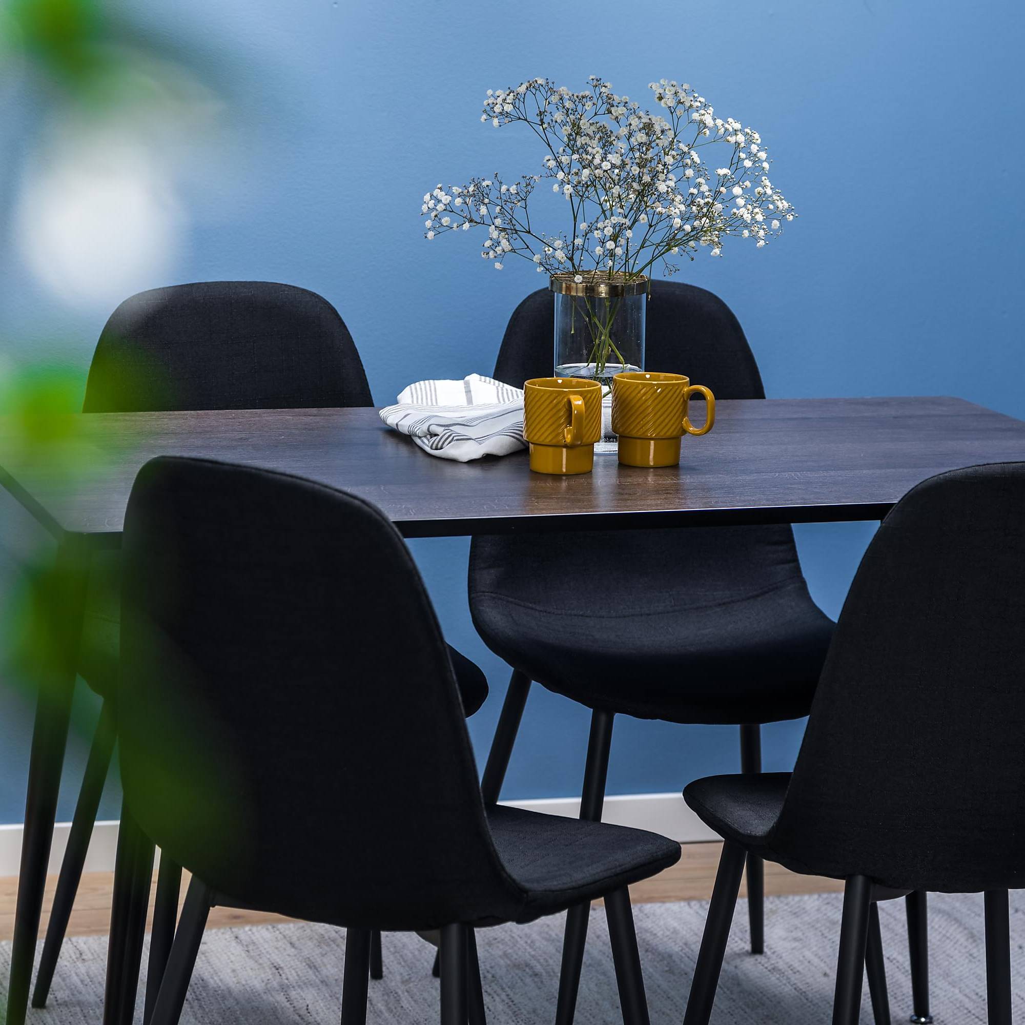 Matgrupp Basic Home Marcelen 120 cm med 4 Nibe Matstol