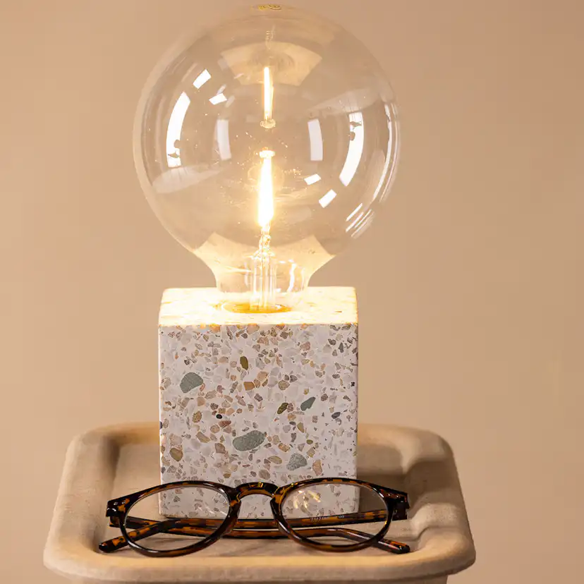 Rilche Table Lamp - Grey / Clear Glass Grå