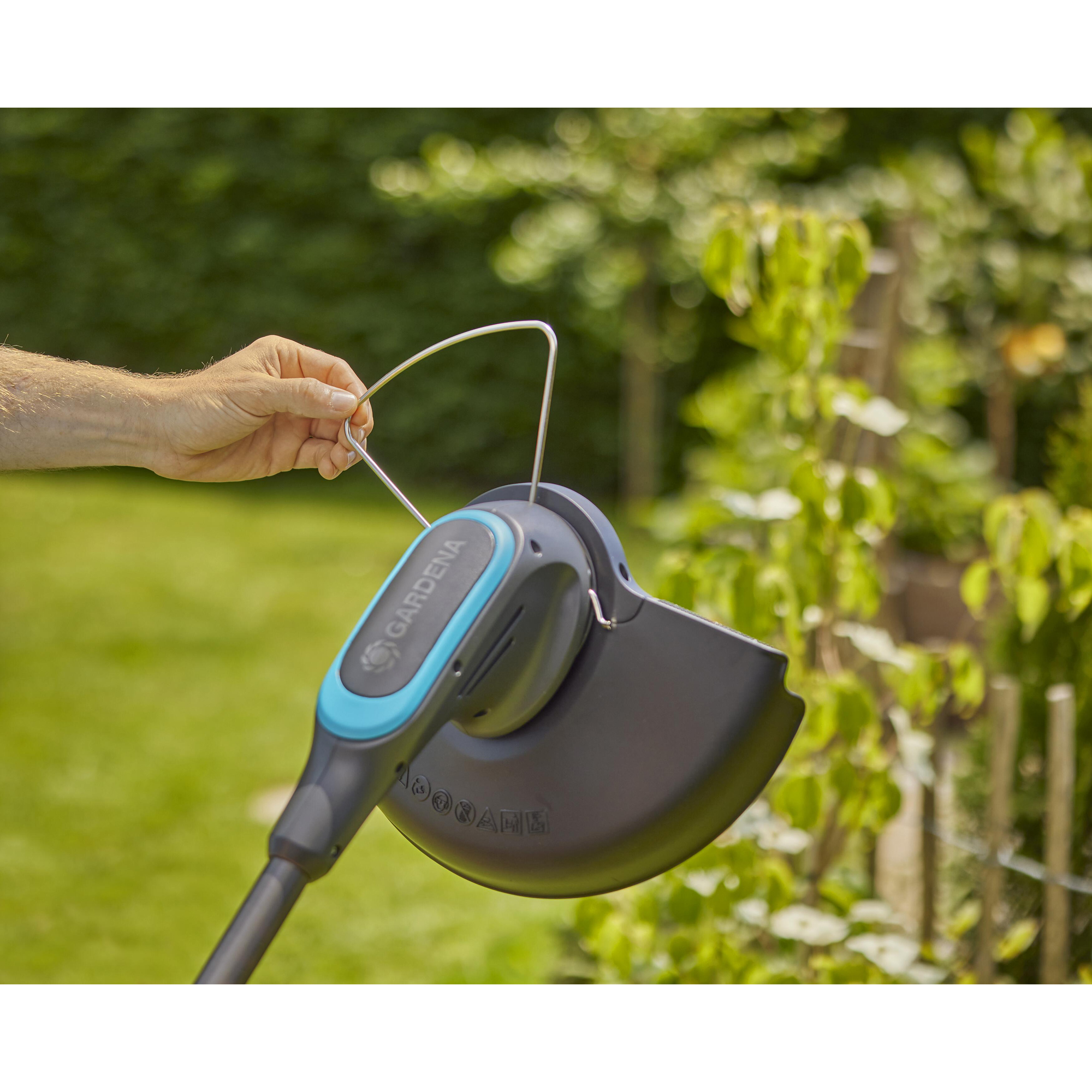 Trimmer Gardena PowerTrim 30/18V P4A Utan Batteri & Laddare