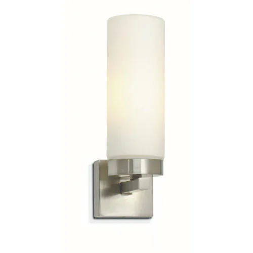 Vägglampa Markslöjd Stella