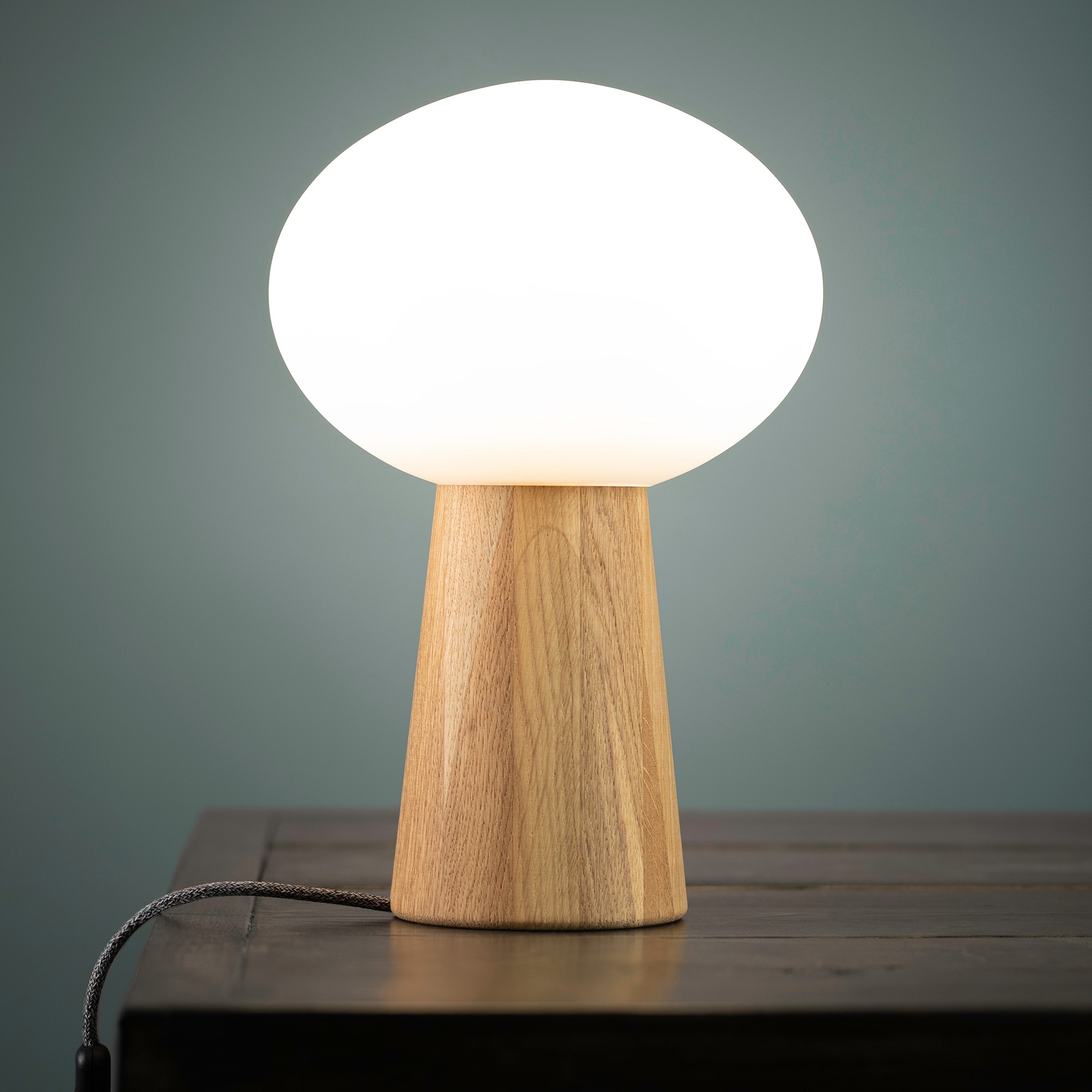 Bordslampa Markslöjd Pater 1L Ek/Vit