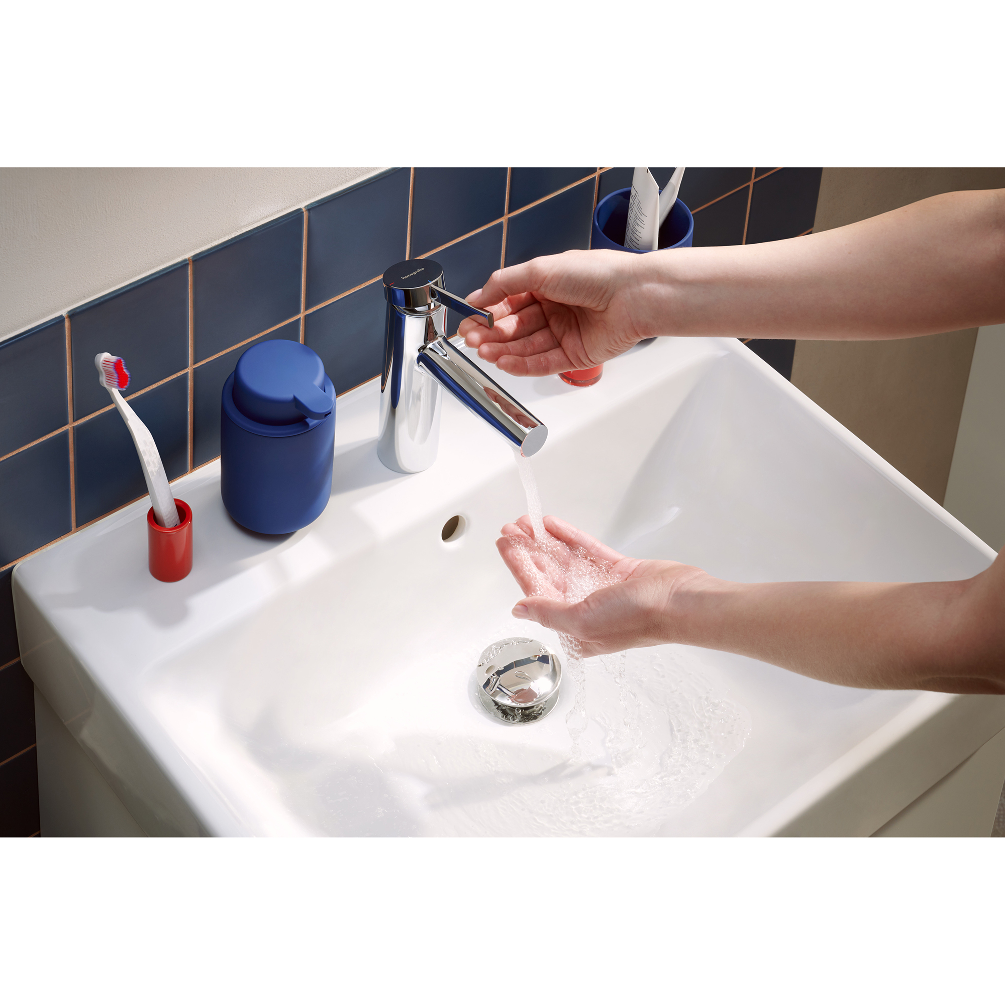 Tvättställsblandare Hansgrohe Zesis S 100 CoolStart med Lyftventil