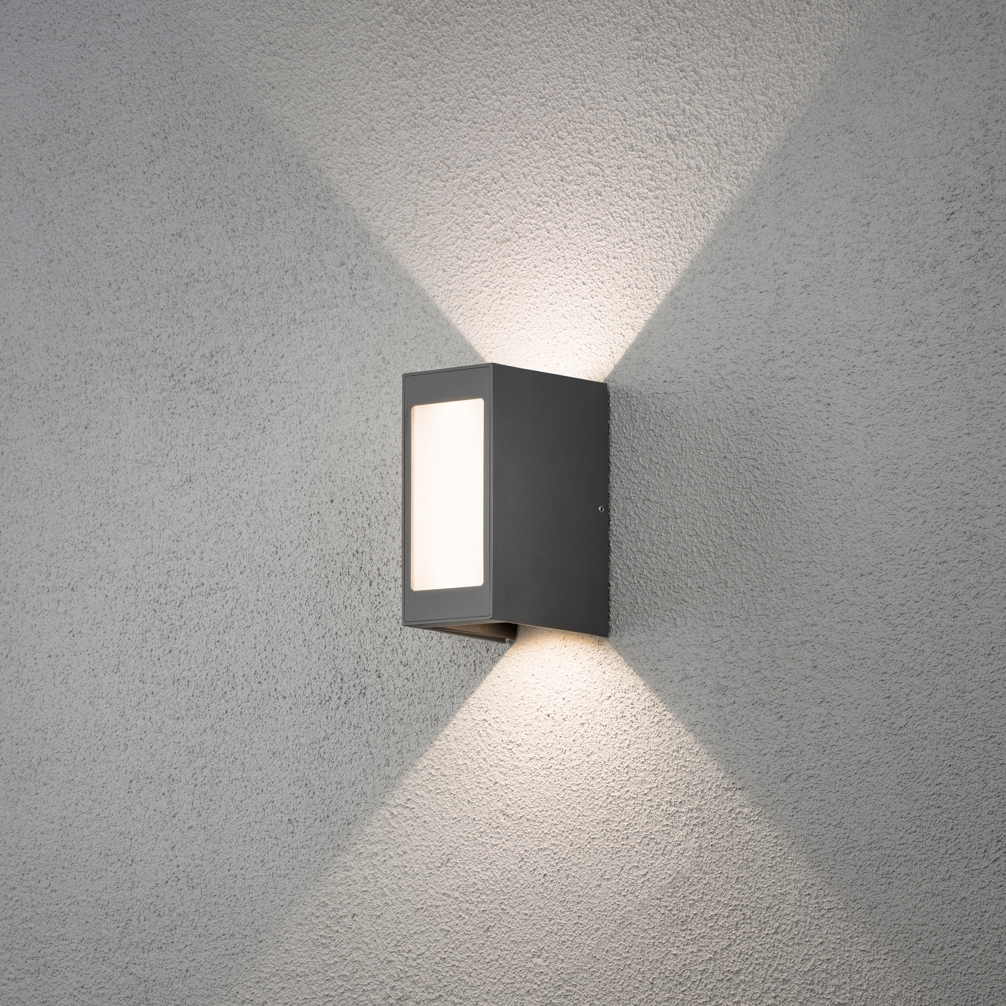 Vägglykta Gnosjö Konstsmide Cremona Upp/Ned/Fram 3X3W High Power LED