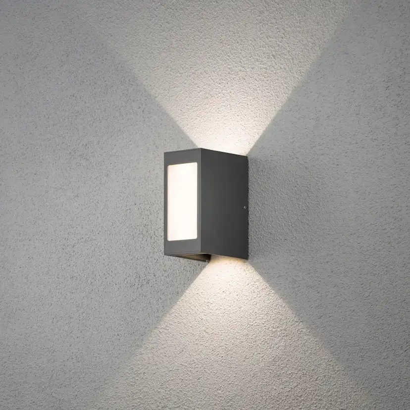 Vägglykta Gnosjö Konstsmide Cremona Upp/Ned/Fram 3X3W High Power LED