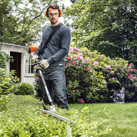 Häcksax STIHL HL-KM 145° till Teleskopskaft