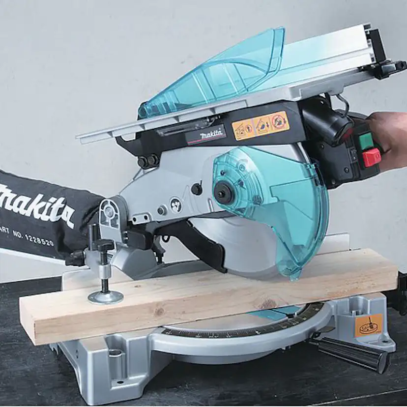 Kap- och Gersåg Makita LH1040F