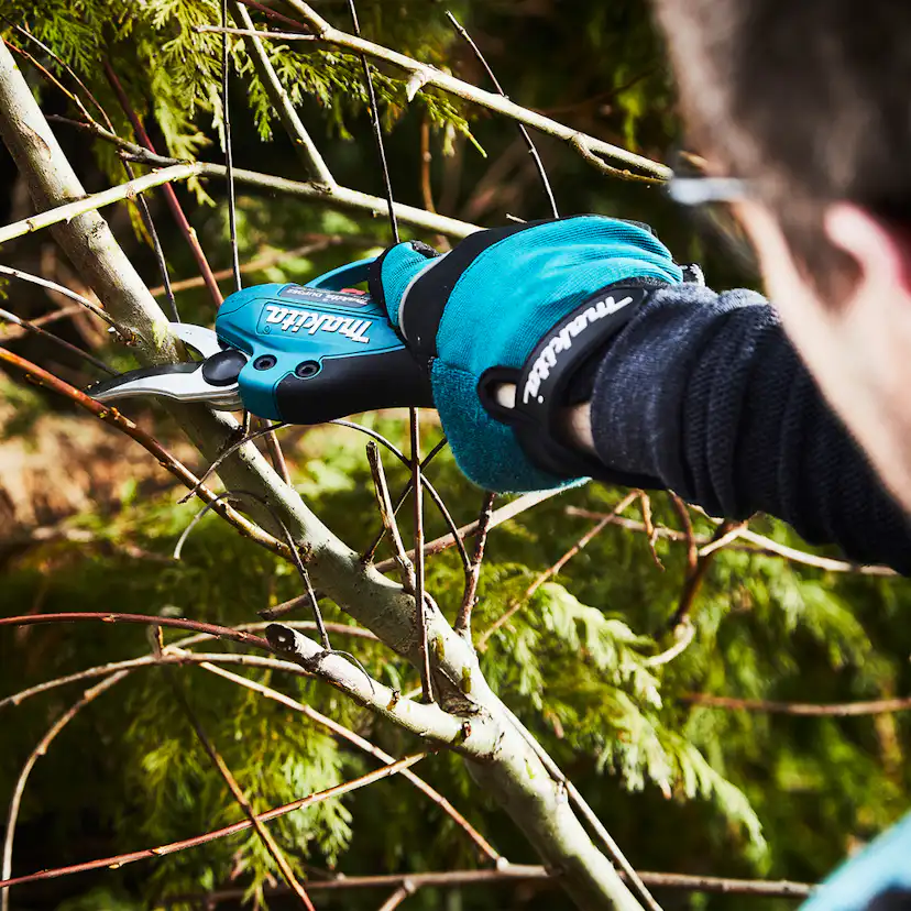 Sekatör Makita DUP362Z utan Batteri och Laddare