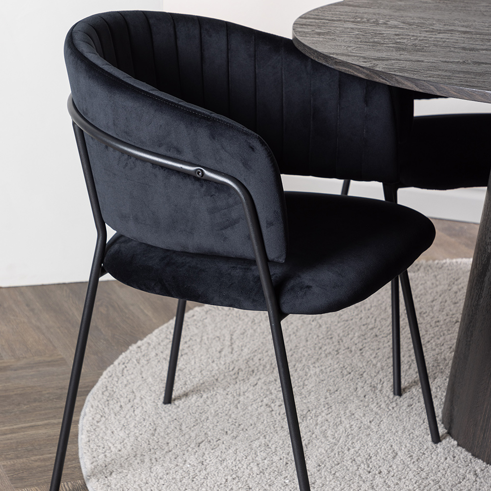 Matgrupp Venture Home Lanzo Ø120 cm med 4 st Selma stolar