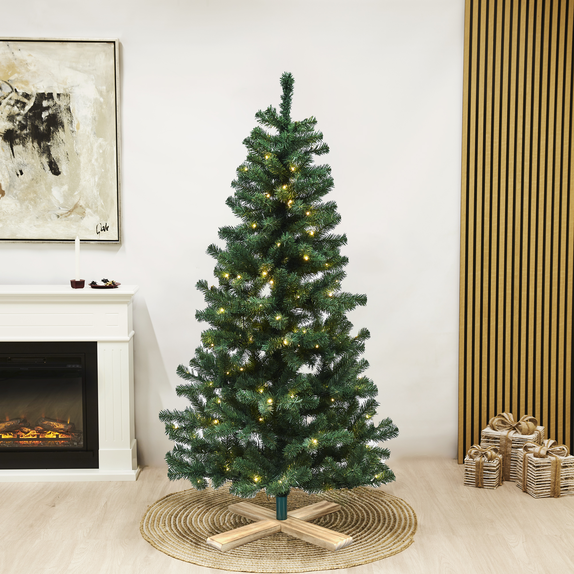 Plastgran Nordic Winter Konstgjord Julgran Alex med LED-Belysning och Träfot