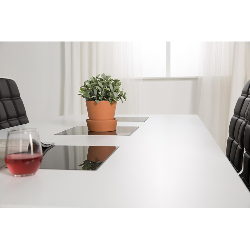 Matgrupp In Living Jasmin med 6 st Frida Stolar