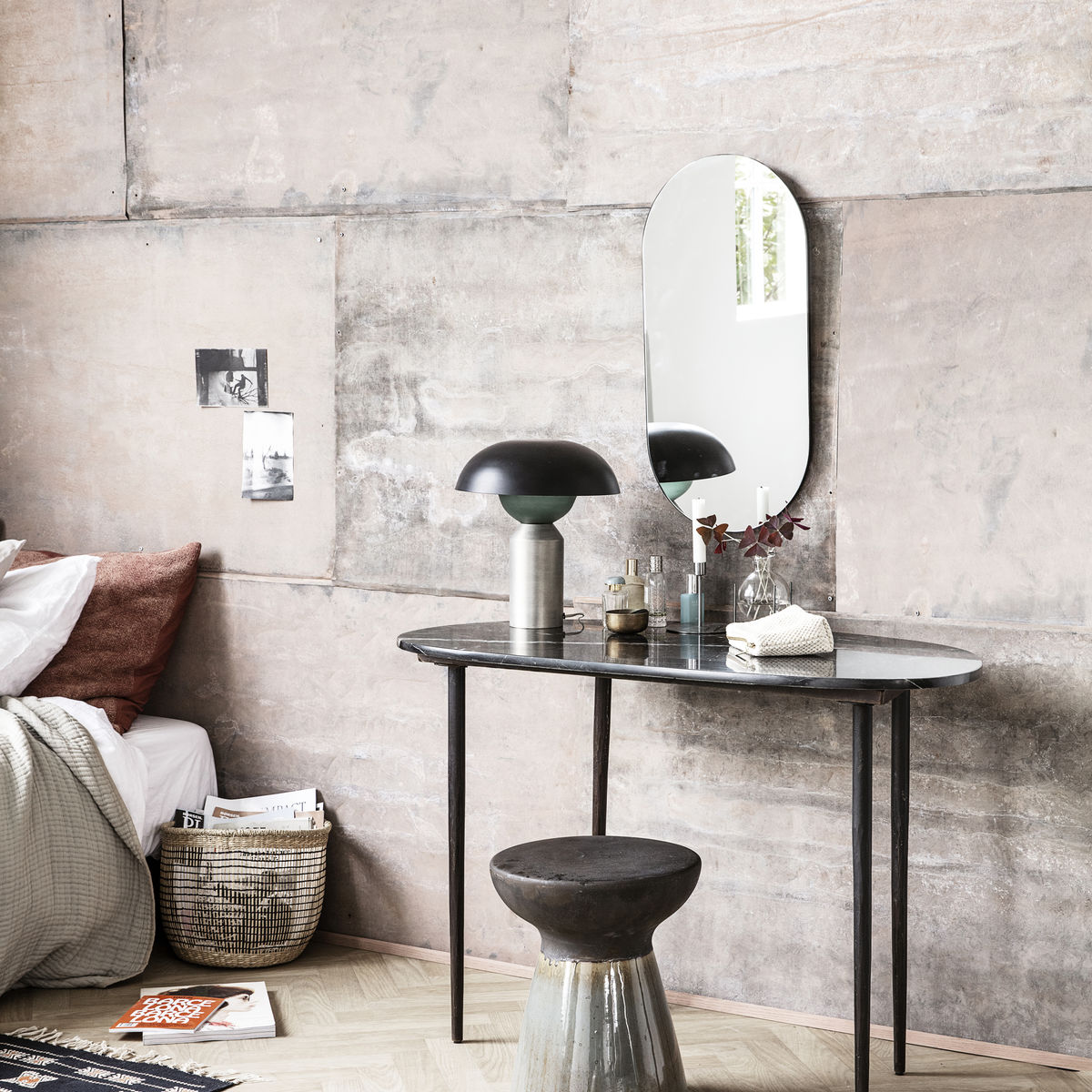Spegel House Doctor Oval Walls