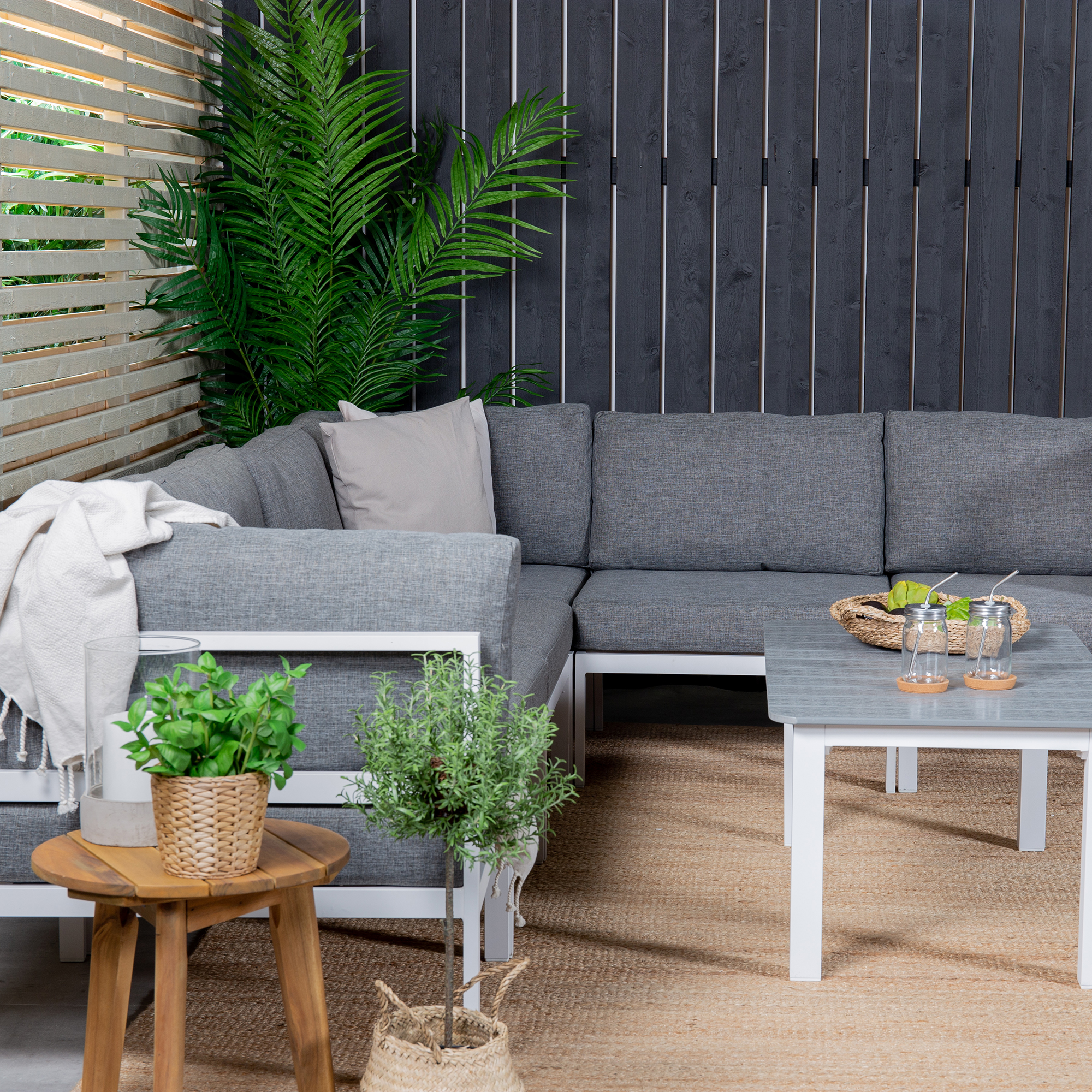 Loungegrupp Venture Home Copacabana med Pincy Soffbord 3+3 Utomhus