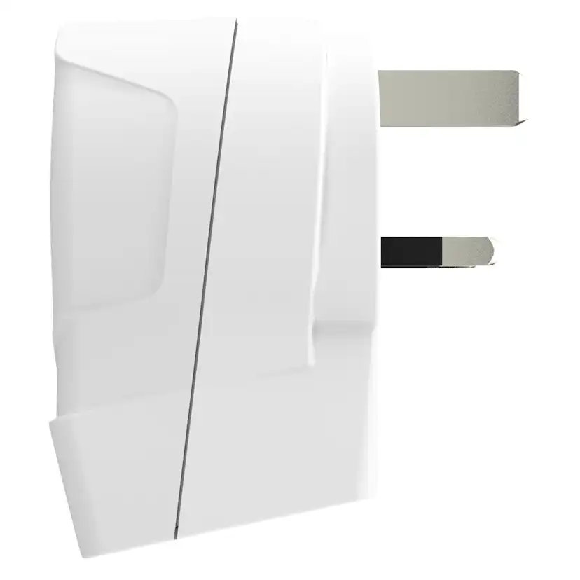 Reseadapter Skross Europa till UK med Dubbla USB-A 12W Jordad