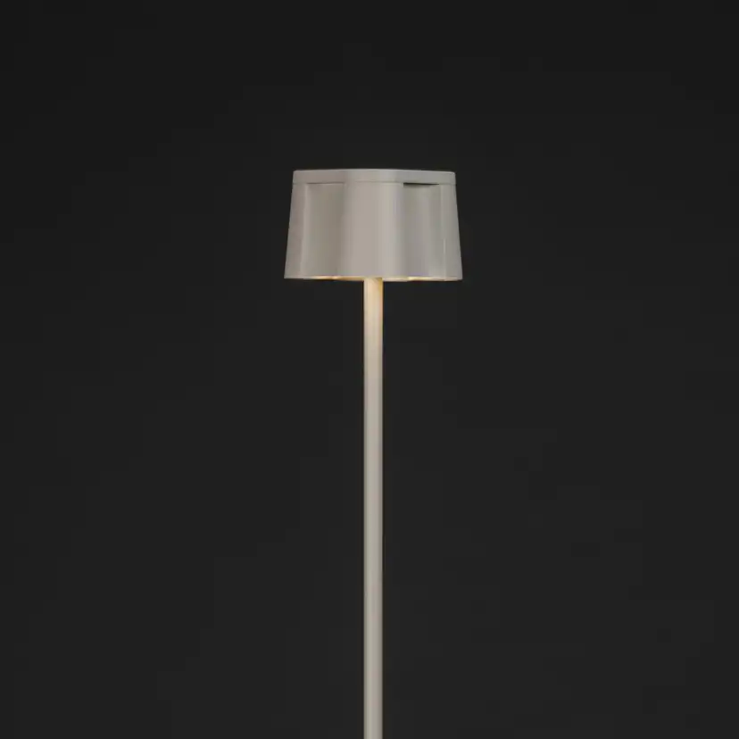 Golvlampa Gnosjö Konstsmide Nice USB