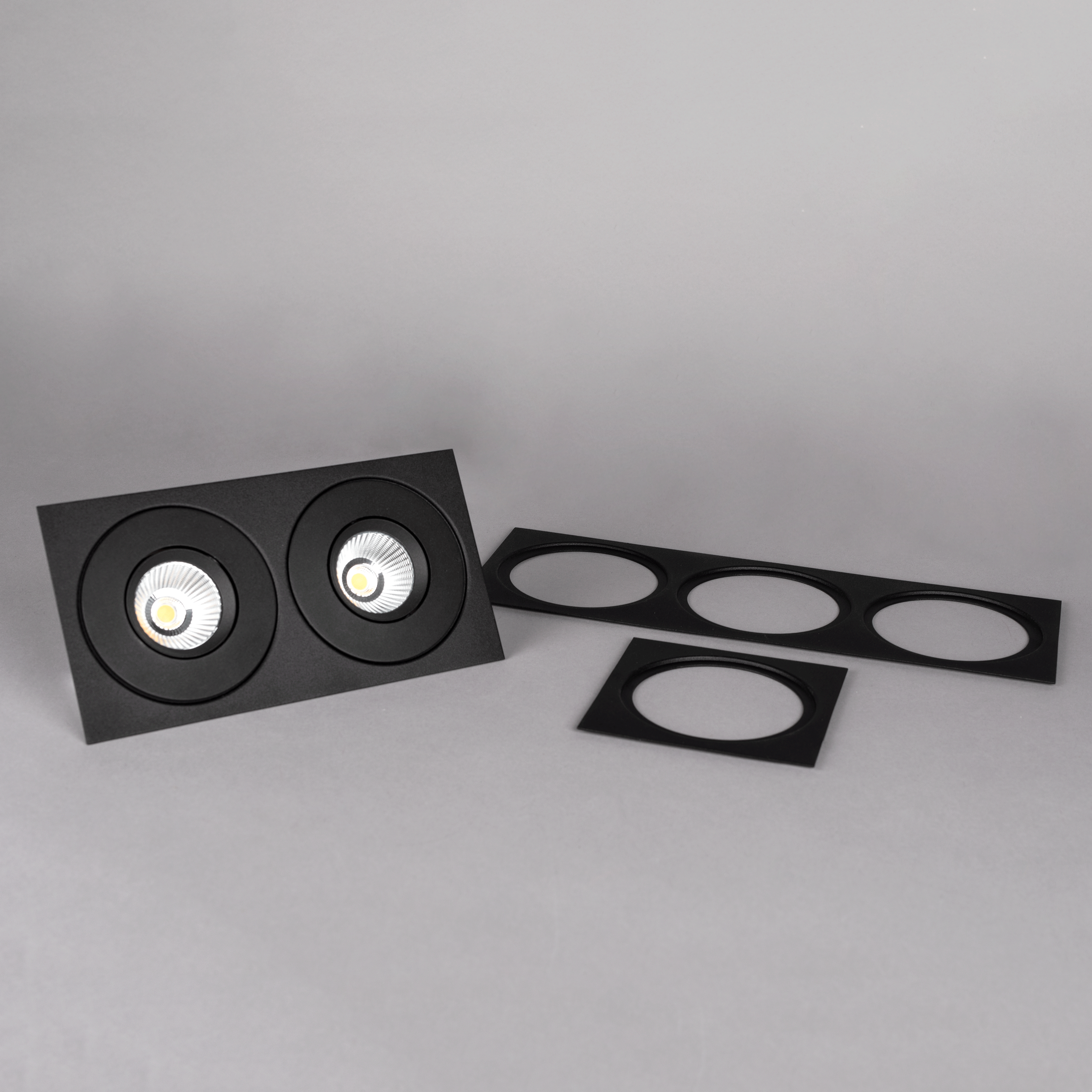 Dekorram I Hide-a-lite för Downlights