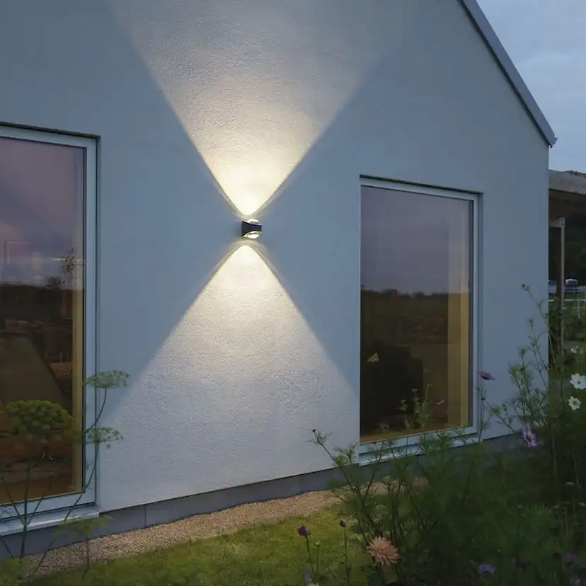 Vägglykta Gnosjö Konstsmide Bitonto Upp/Ned LED