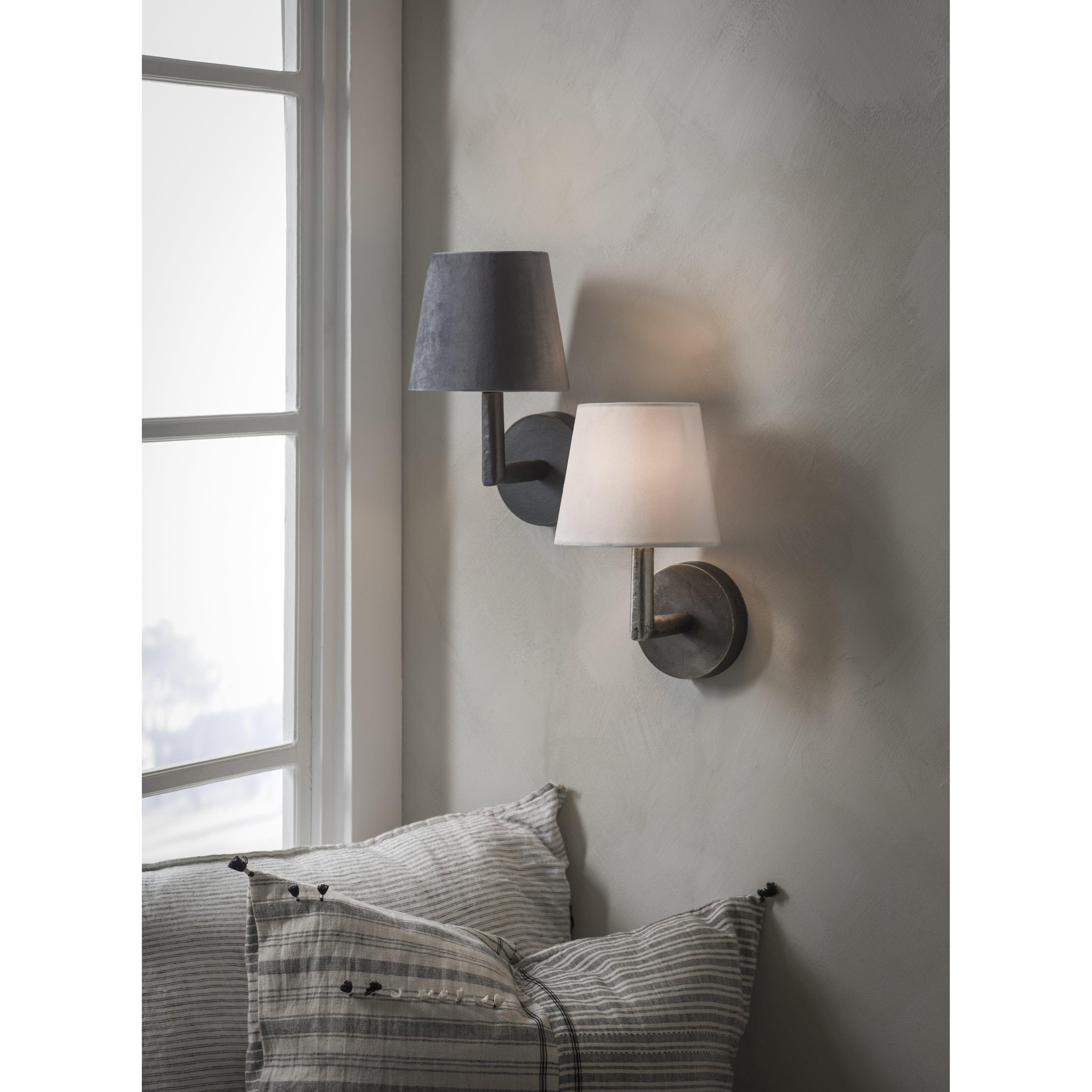 Vägglampa PR Home Columbus/Mia