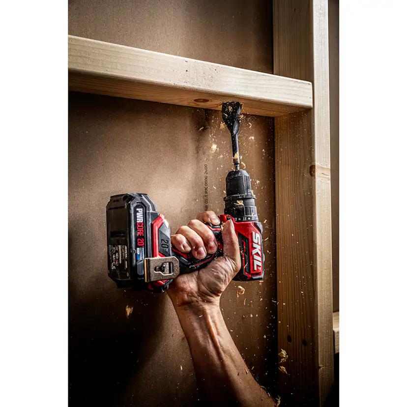 Borrmaskin SKIL 3066HC Compact Batteridriven Kolborstfri med Tillbehörssats