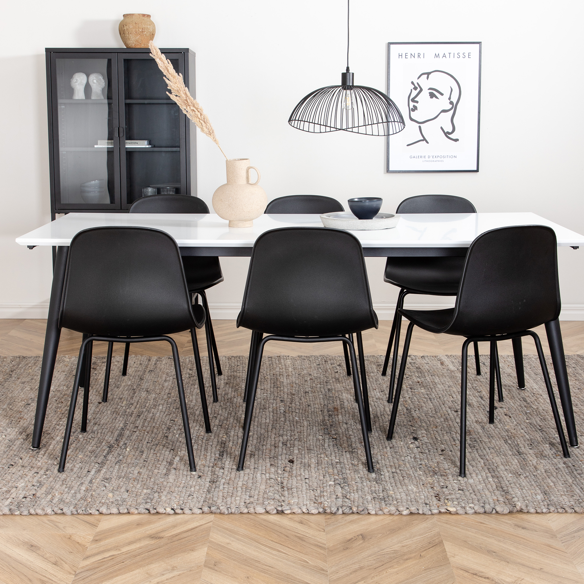 Matgrupp Venture Home Jolie med 6 Ardi Stolar