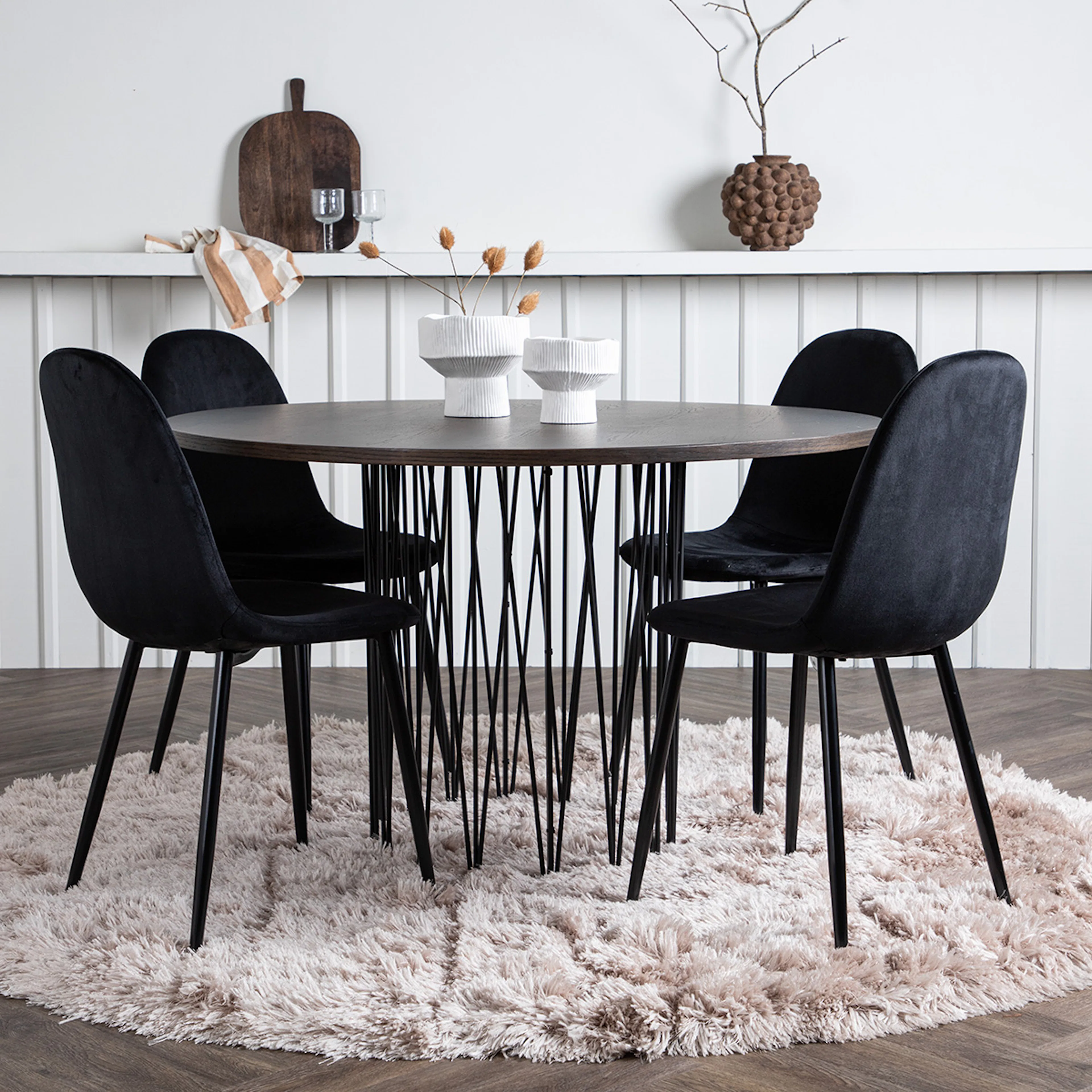 Stone round Dining Table - Black / Mocca Veneer +Polar Dinin Svart/Ek