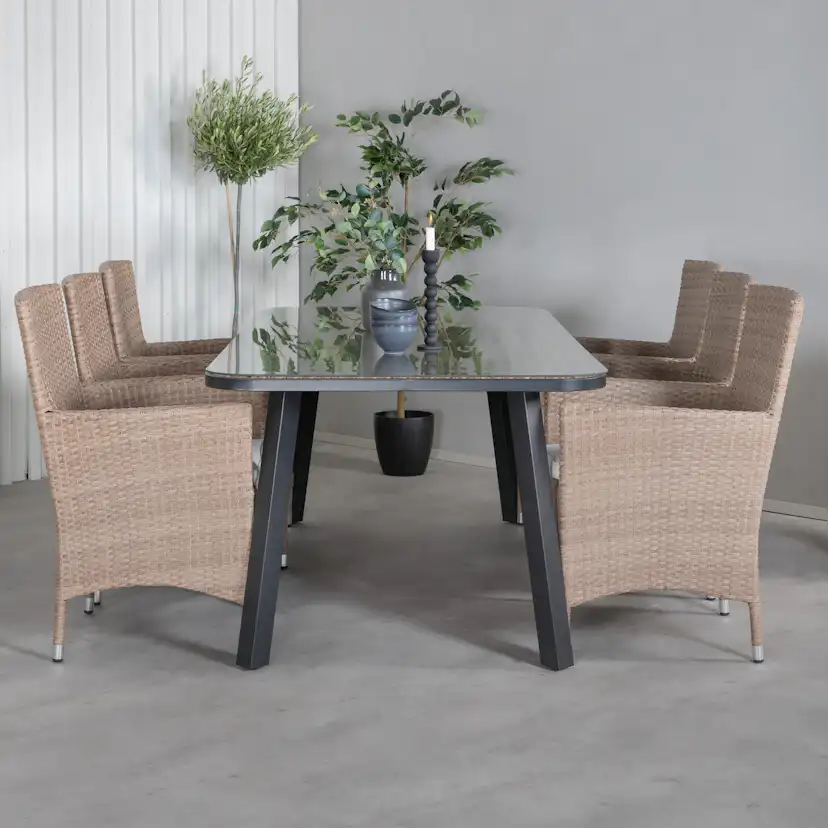 Matgrupp Venture Home Peoria med 6 Milwa Matstolar