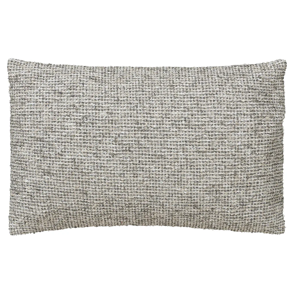 Mörkgrå