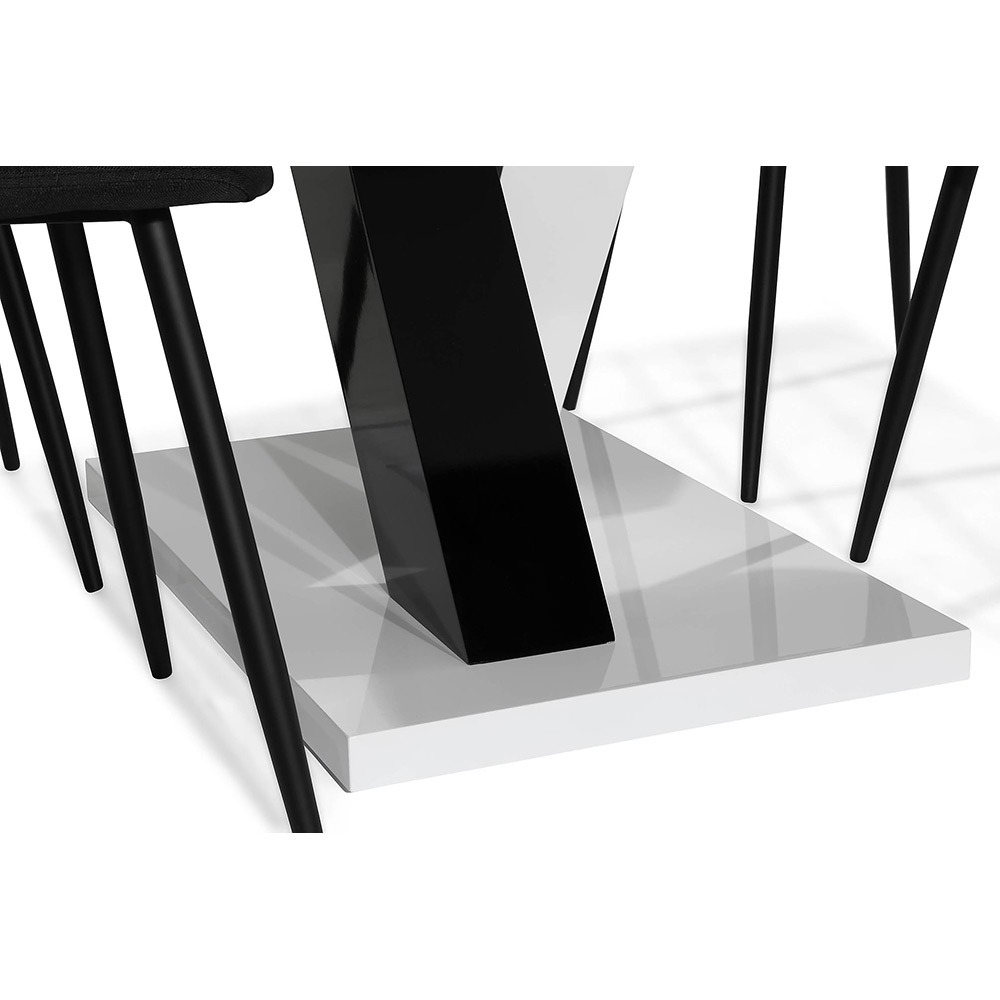 Matgrupp In Living Cesi 140 med 4 Nibe Stolar