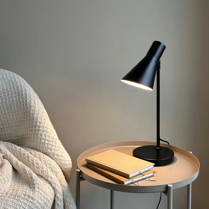 Bordslampa Dyberg Larsen Denver
