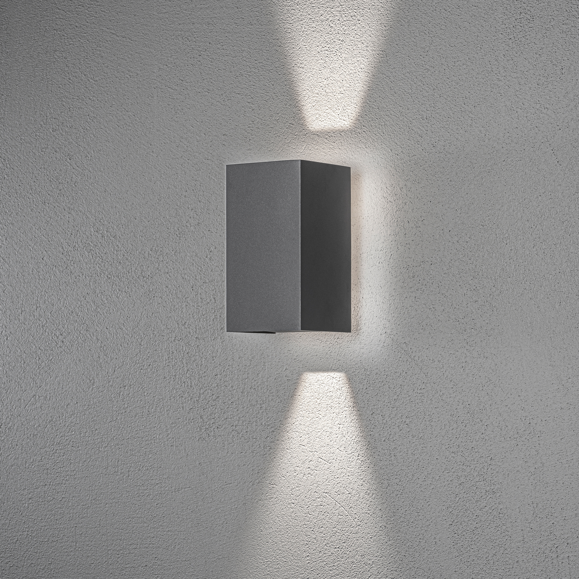 Vägglykta Gnosjö Konstsmide Cremona Upp/Ned/Bak 3X3W High Power LED