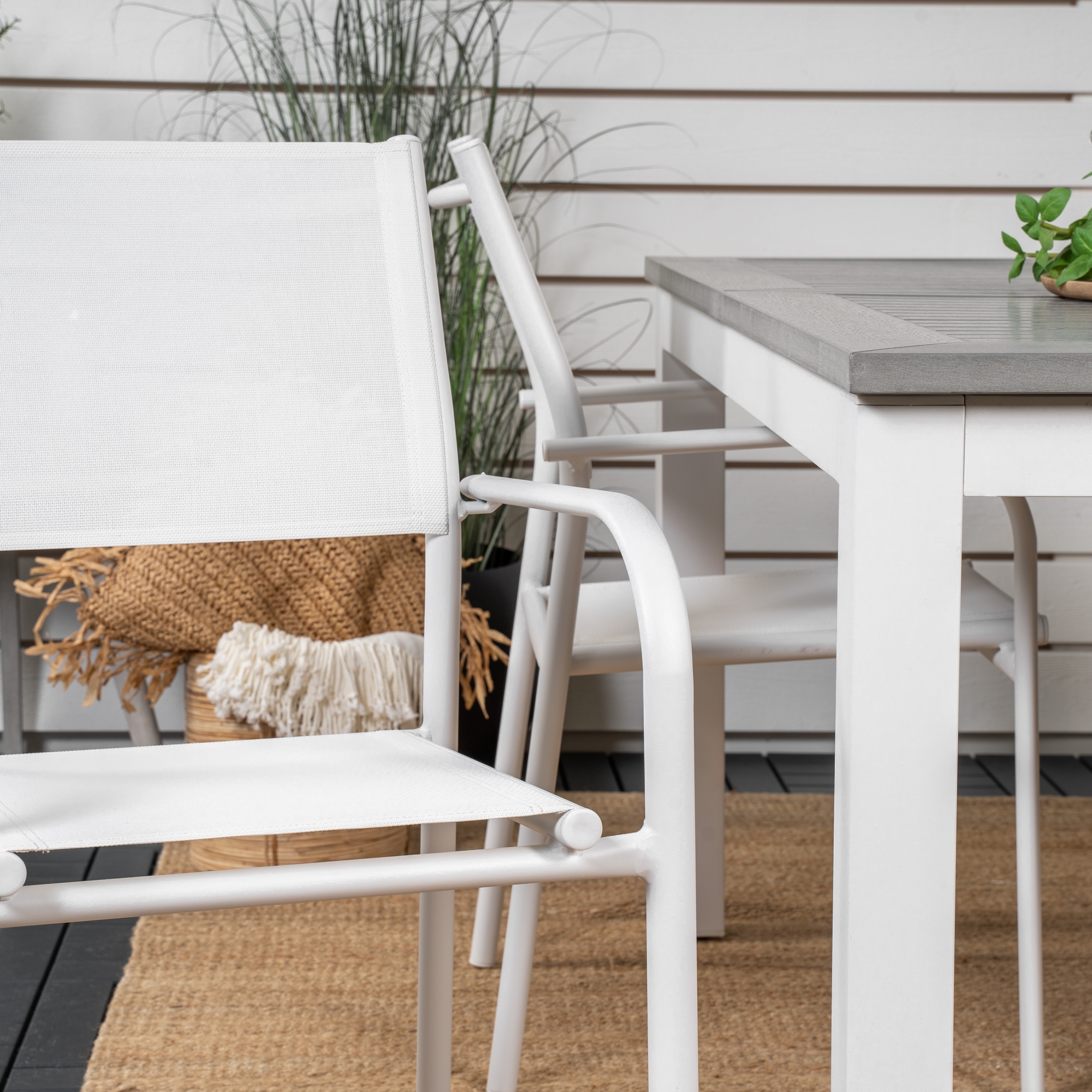 Albany Dining Table 152/210*90 - White Alu / Grey Aintwood+S Vit/Grå