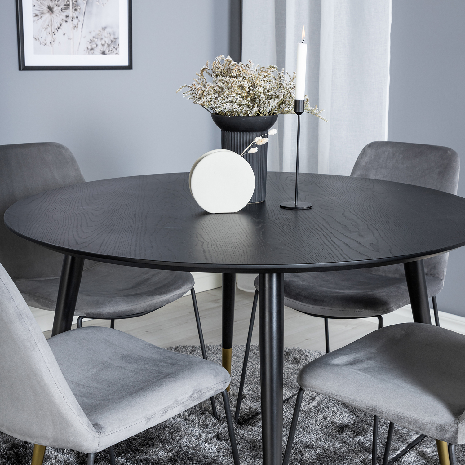 Dipp Table - - Black / Black Brass+Muce Chair - - Grey Velve Svart/Mässing/Grå