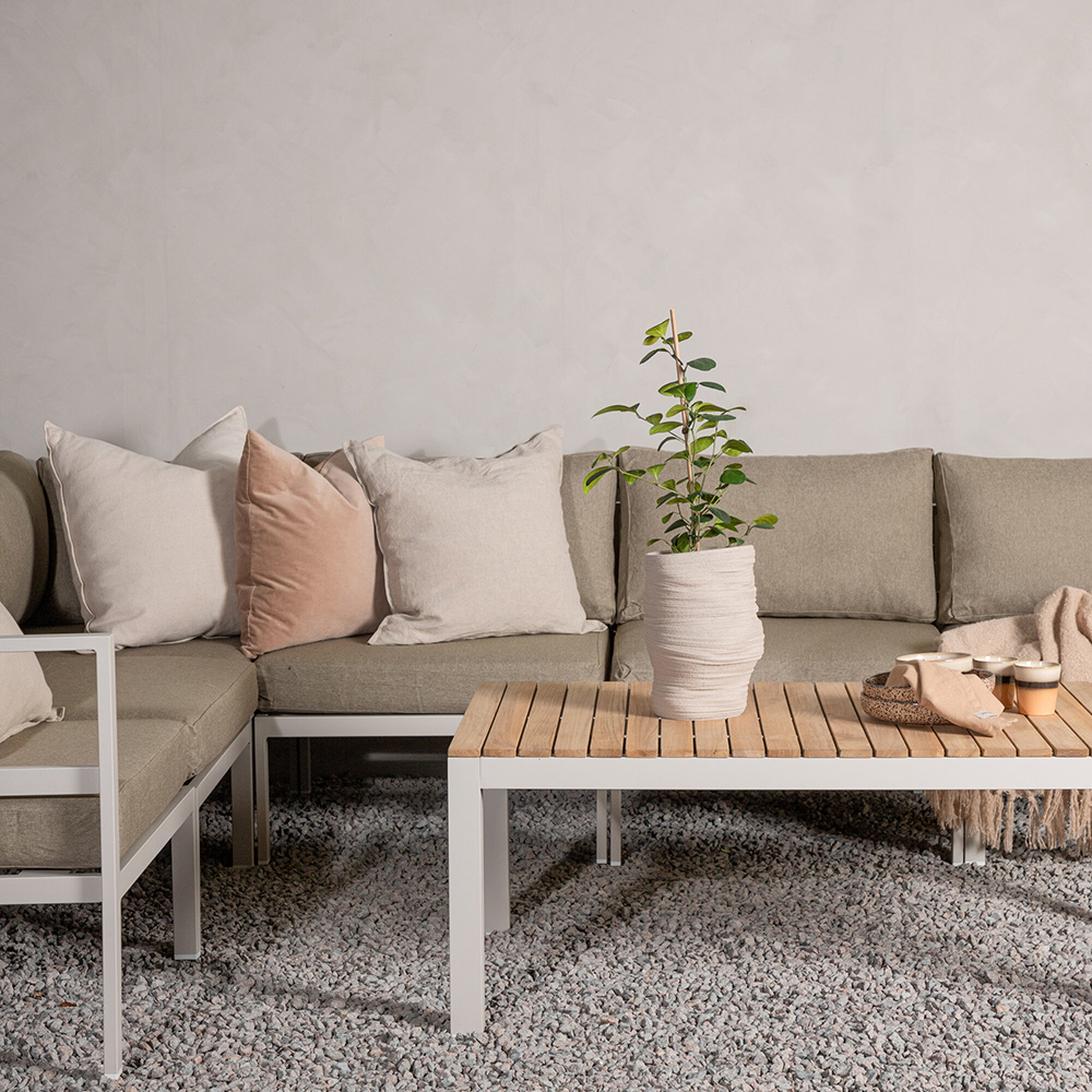 Loungegrupp Venture Home Copacabana 3+3 med Brasilia Soffbord