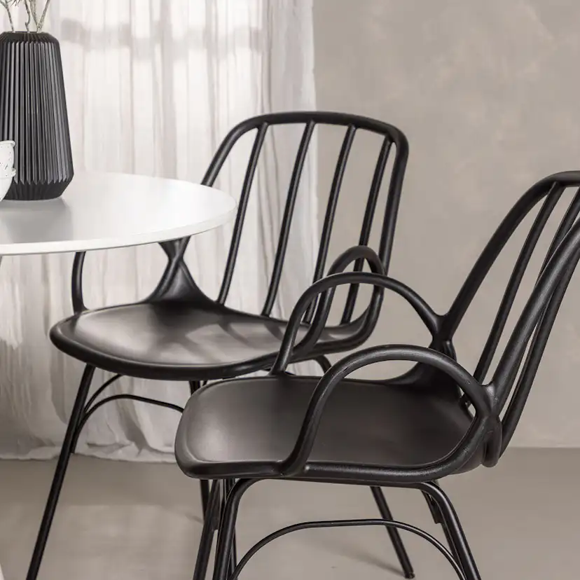 Matgrupp Venture Home Hamden Ø80 cm med 4 Dyrön stolar
