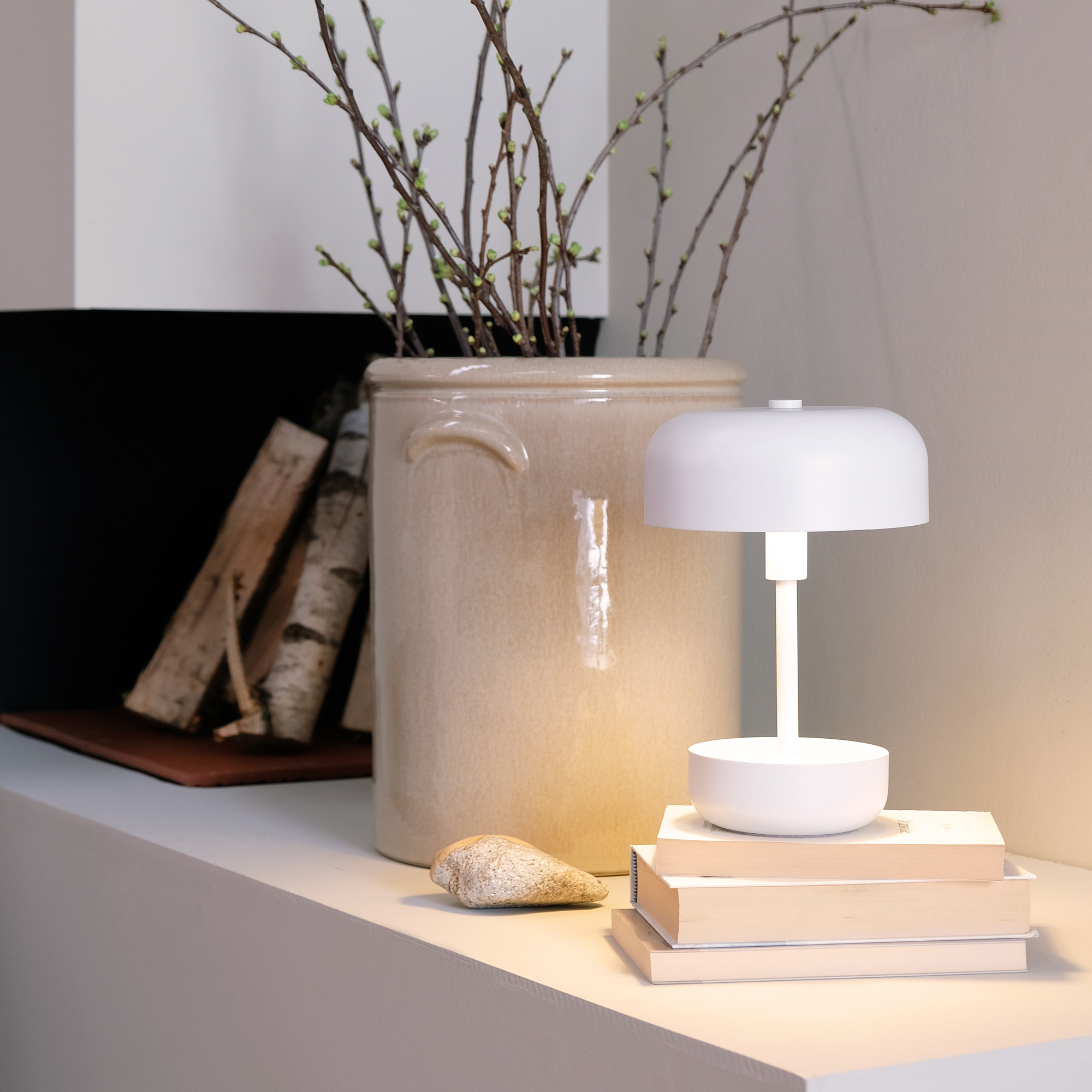 Portabel Bordslampa Dyberg Larsen Haipot LED Uppladdningsbar
