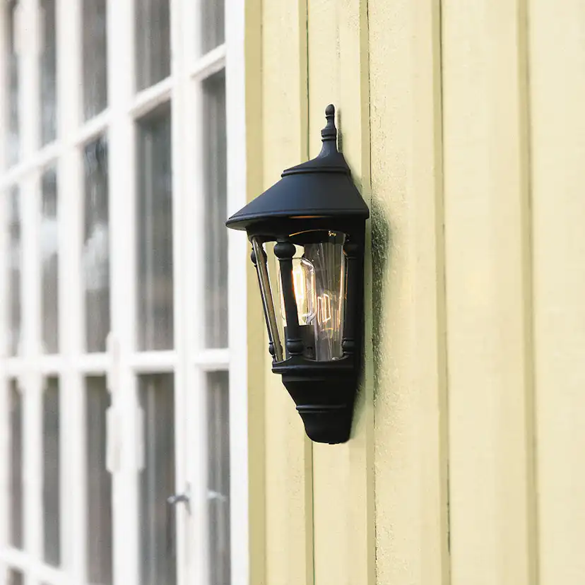 Väggplafond Gnosjö Konstsmide Virgo E27