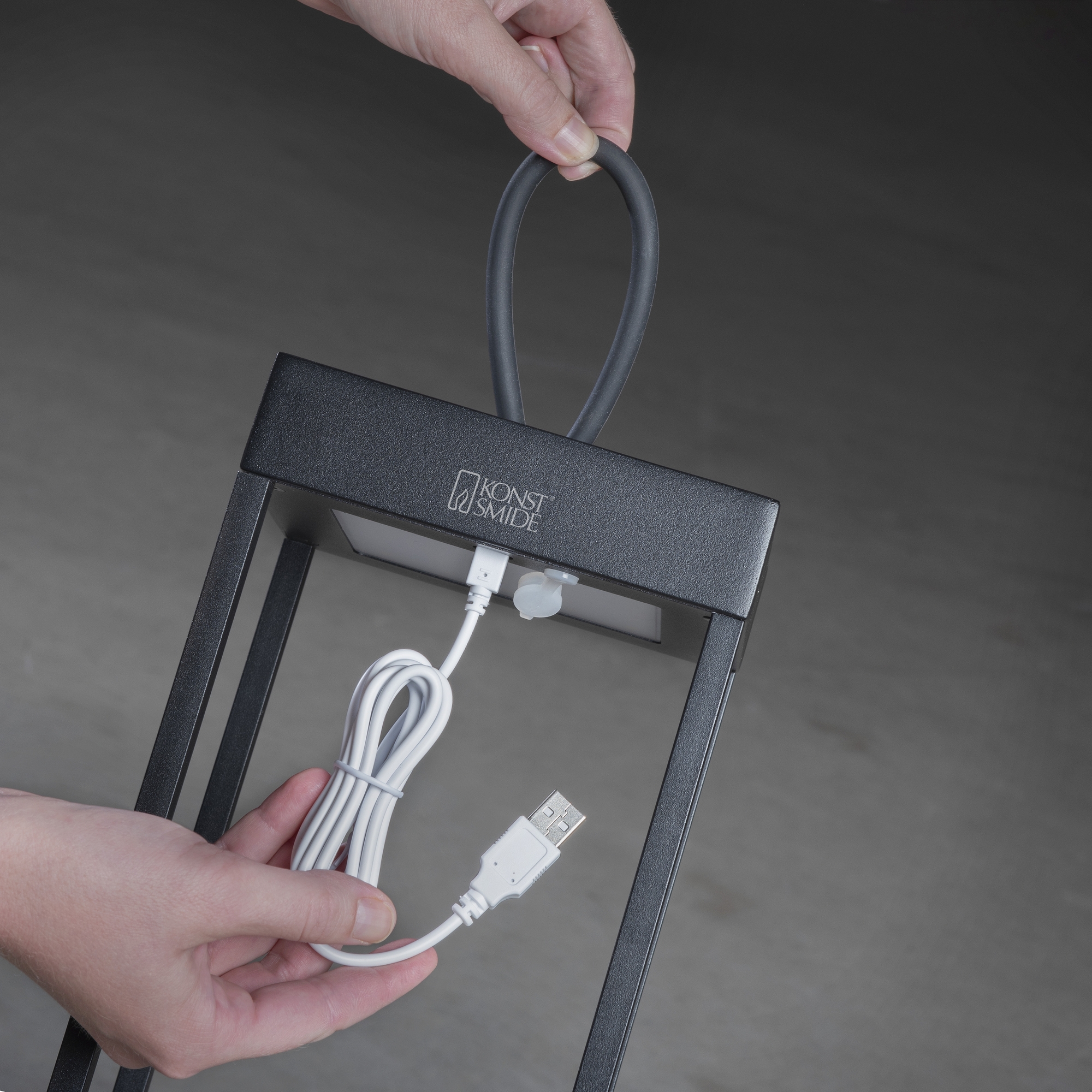 Lanterna Gnosjö Konstsmide Ravello USB