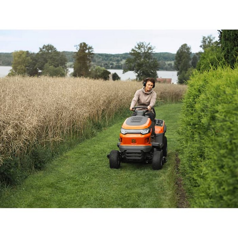 Trädgårdstraktor Husqvarna TS 215T