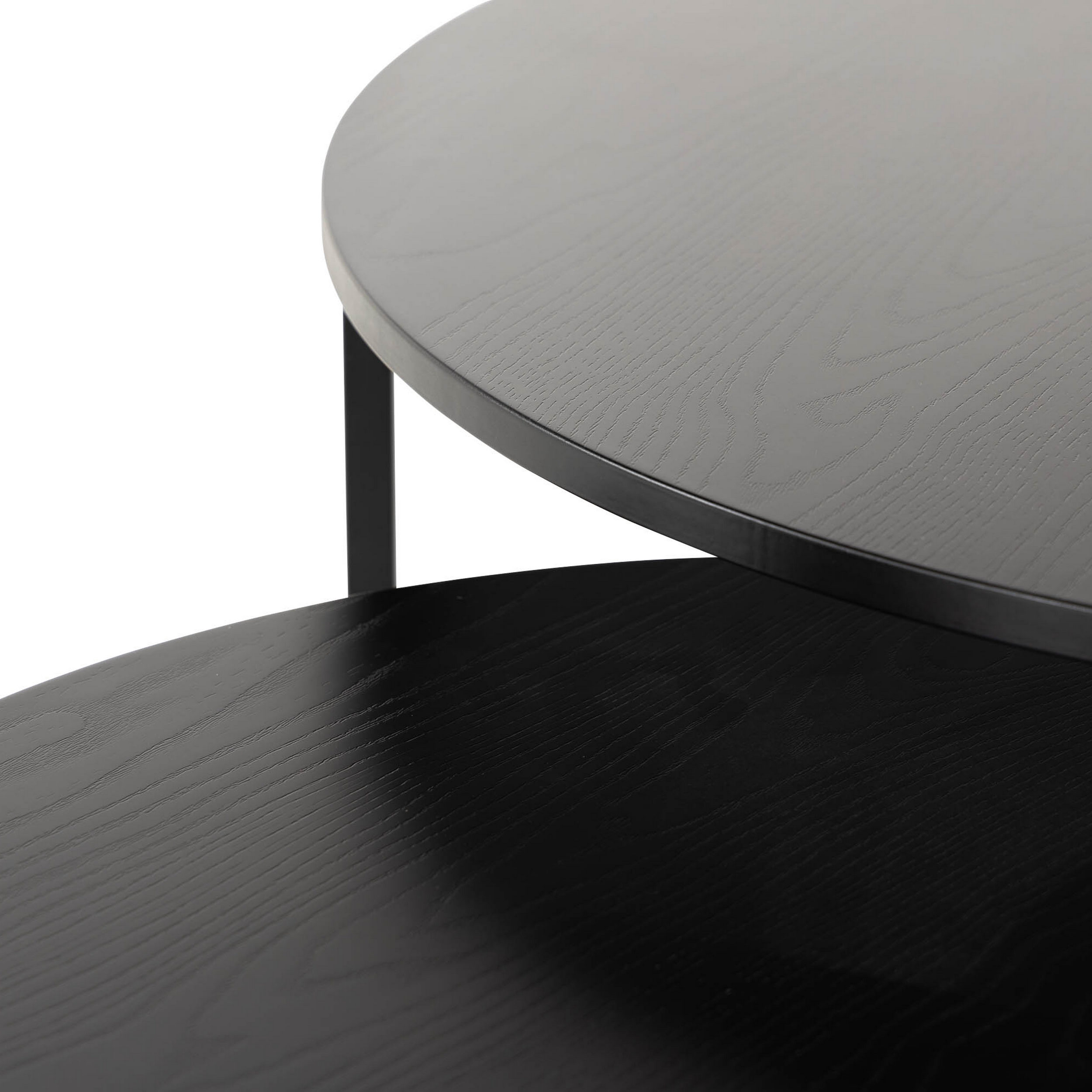 Satsbord In Living Thyra 2st Runda Bord